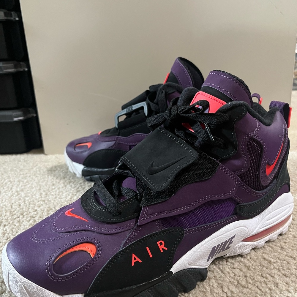 Nike Air High-Top Sneakers in Purple and Red(rare)